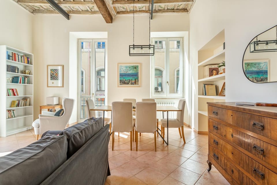 TV and multimedia, Living room, Seating area, air conditioner