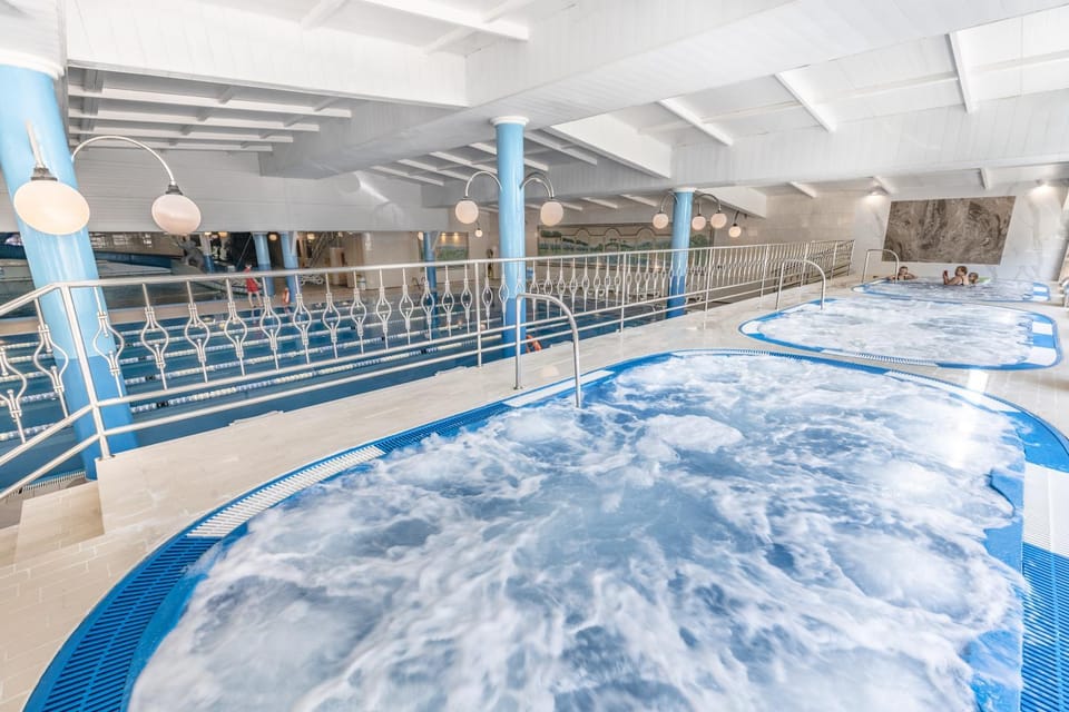 Hot Tub, Aqua park, Swimming pool