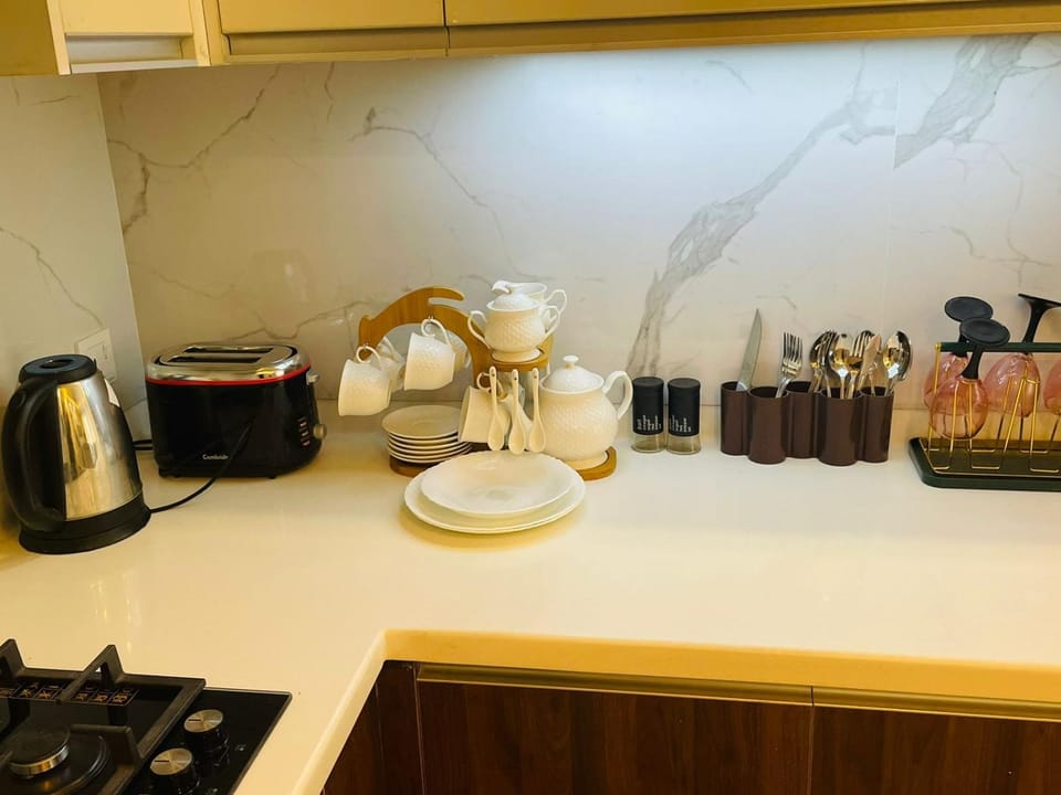 Coffee/tea facilities, Kitchen or kitchenette, minibar, toaster