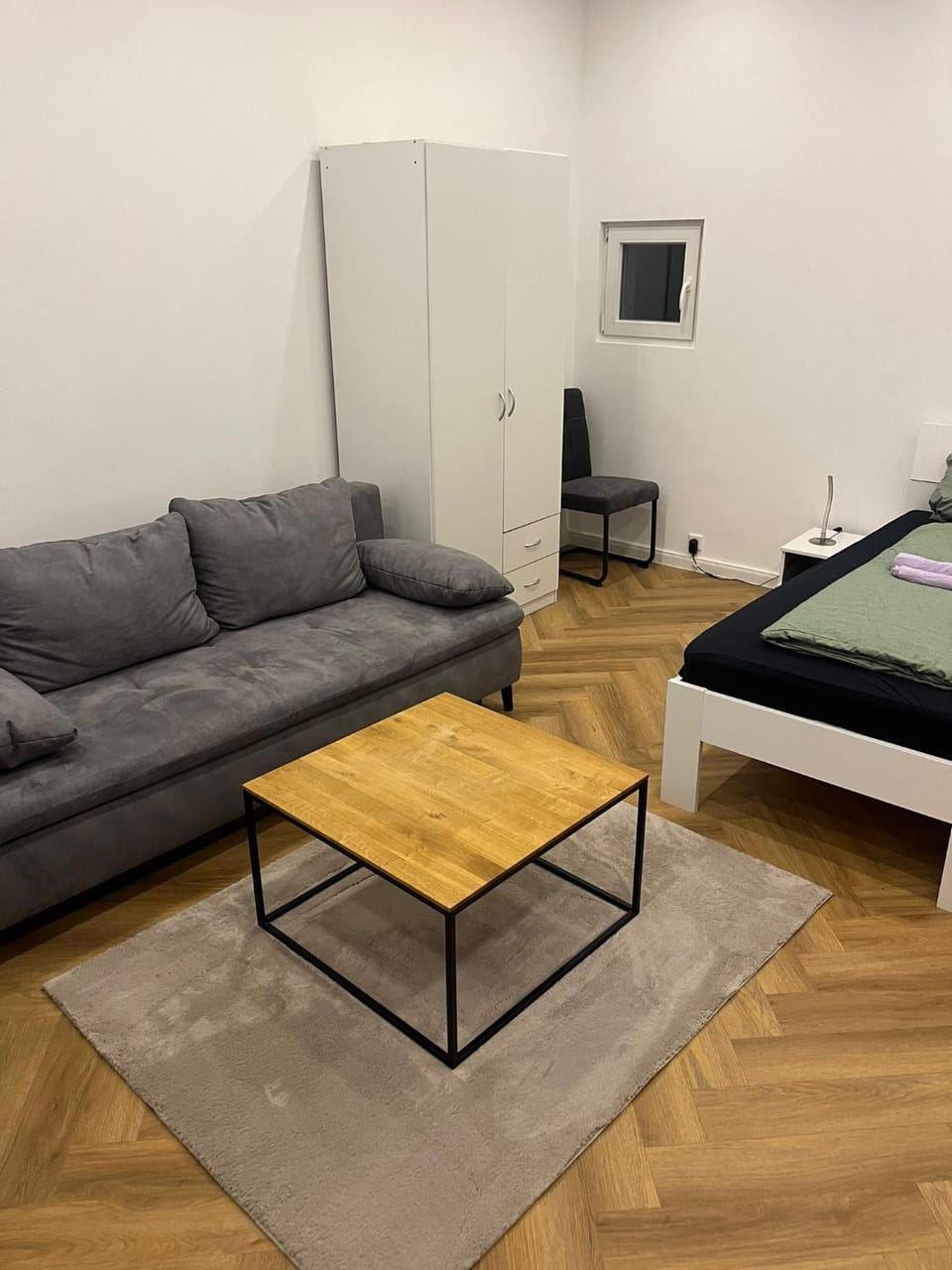 Photo of the whole room