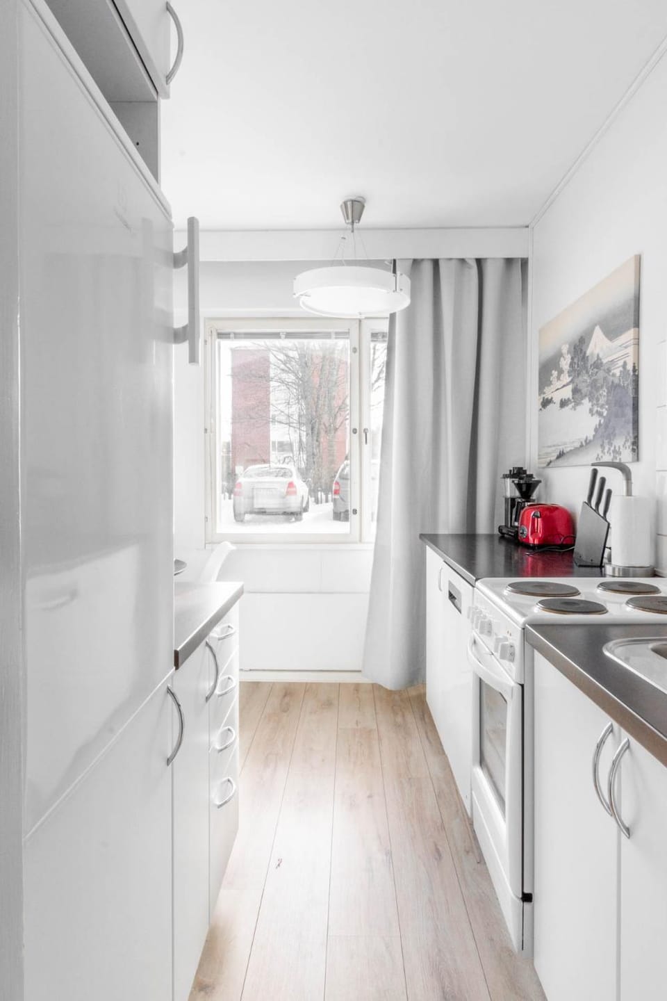 Coffee/tea facilities, Kitchen or kitchenette, dishwasher, microwave, oven, stove, toaster
