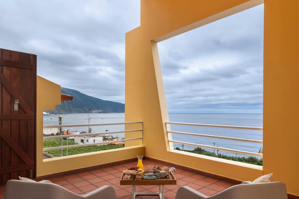 Day, Natural landscape, View (from property/room), Balcony/Terrace, Mountain view, Sea view