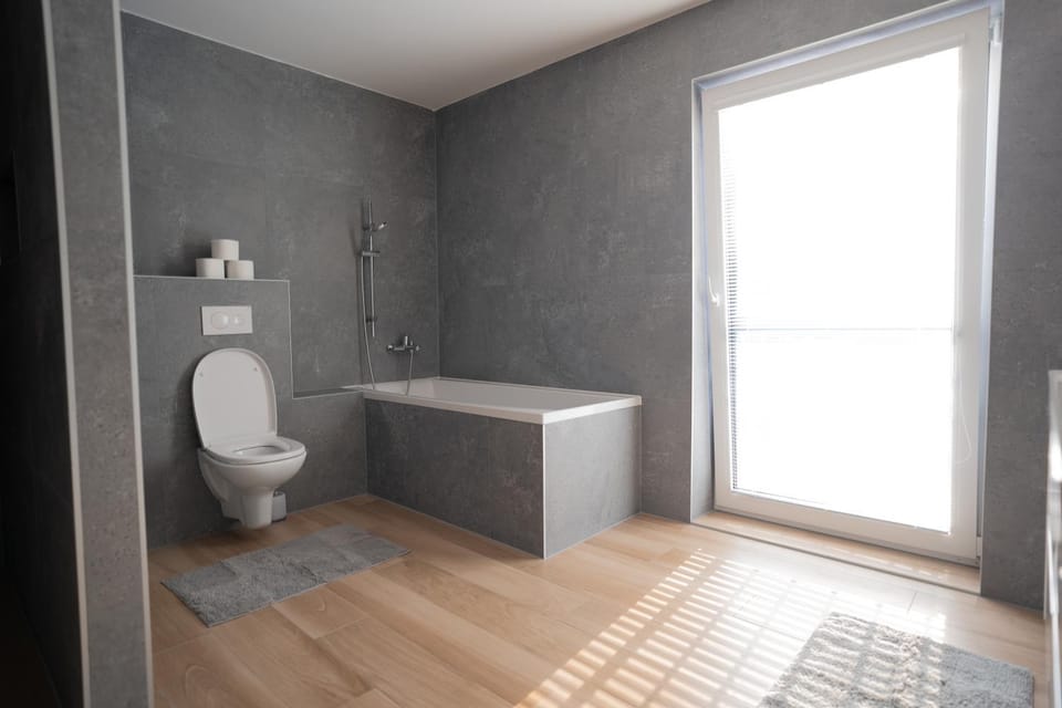Toilet, Bathroom