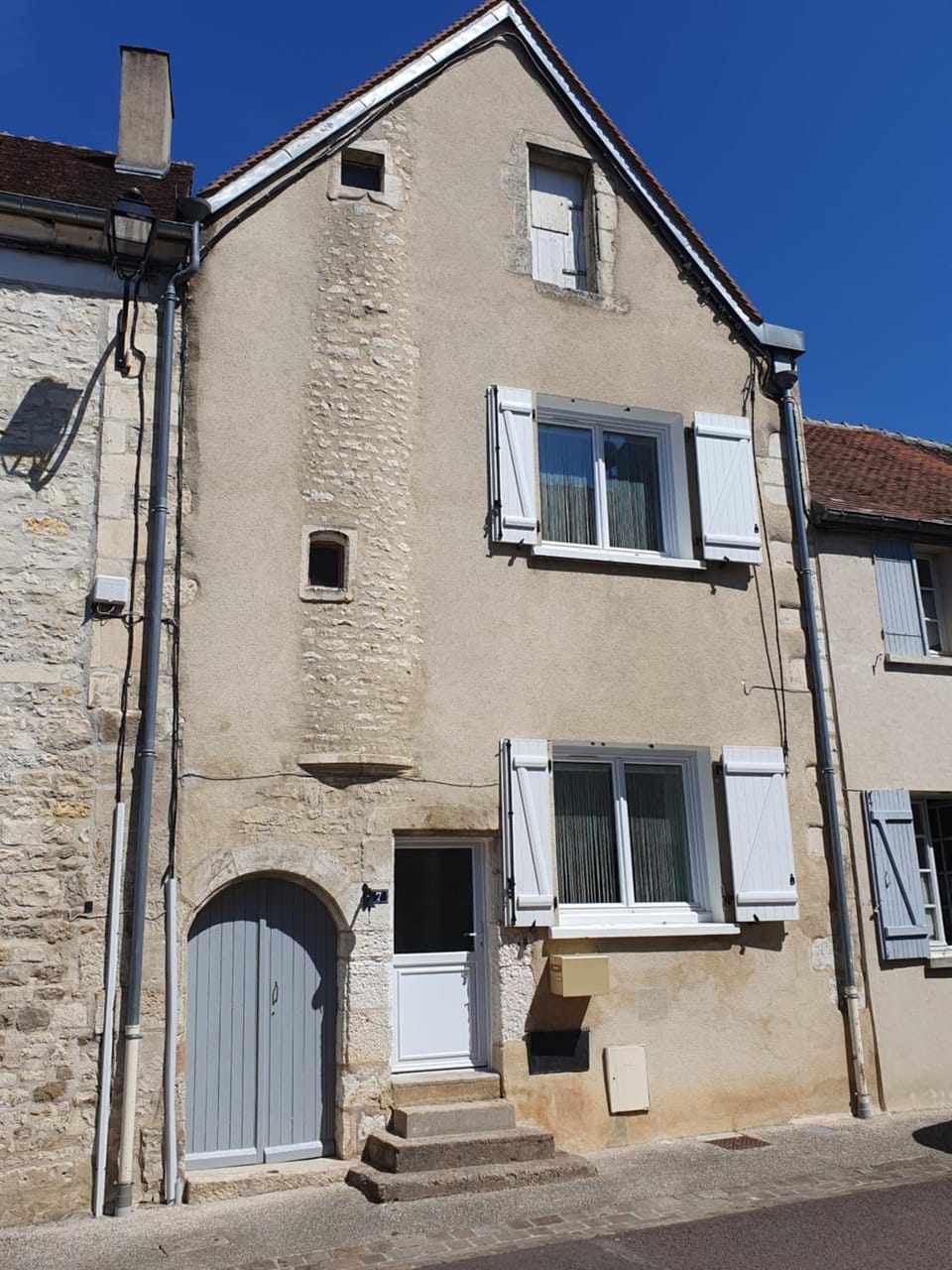 Property building, Facade/entrance