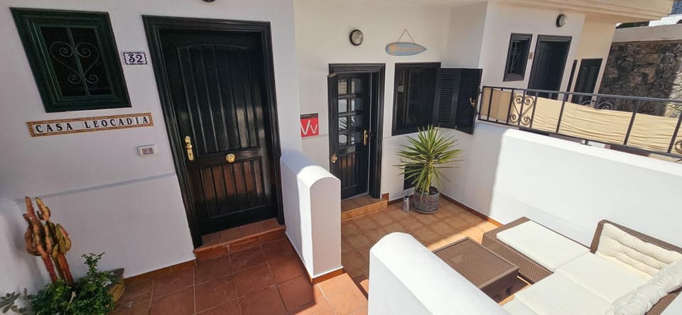 Property building, Balcony/Terrace