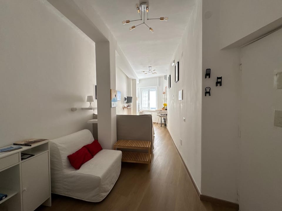 Living room, Photo of the whole room