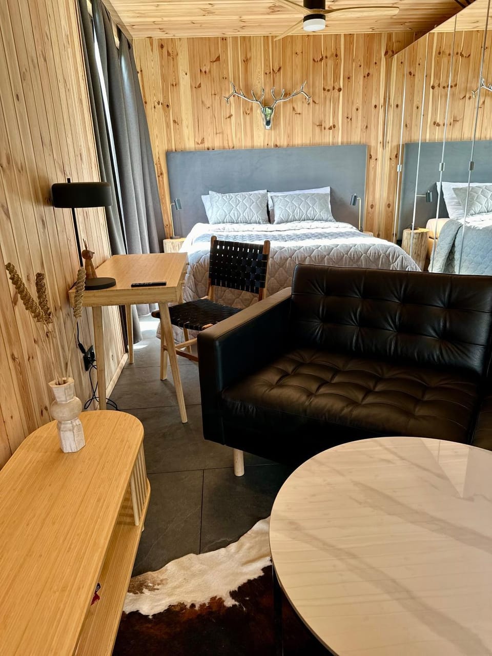 Bed, Photo of the whole room, Seating area, Bedroom, furniture