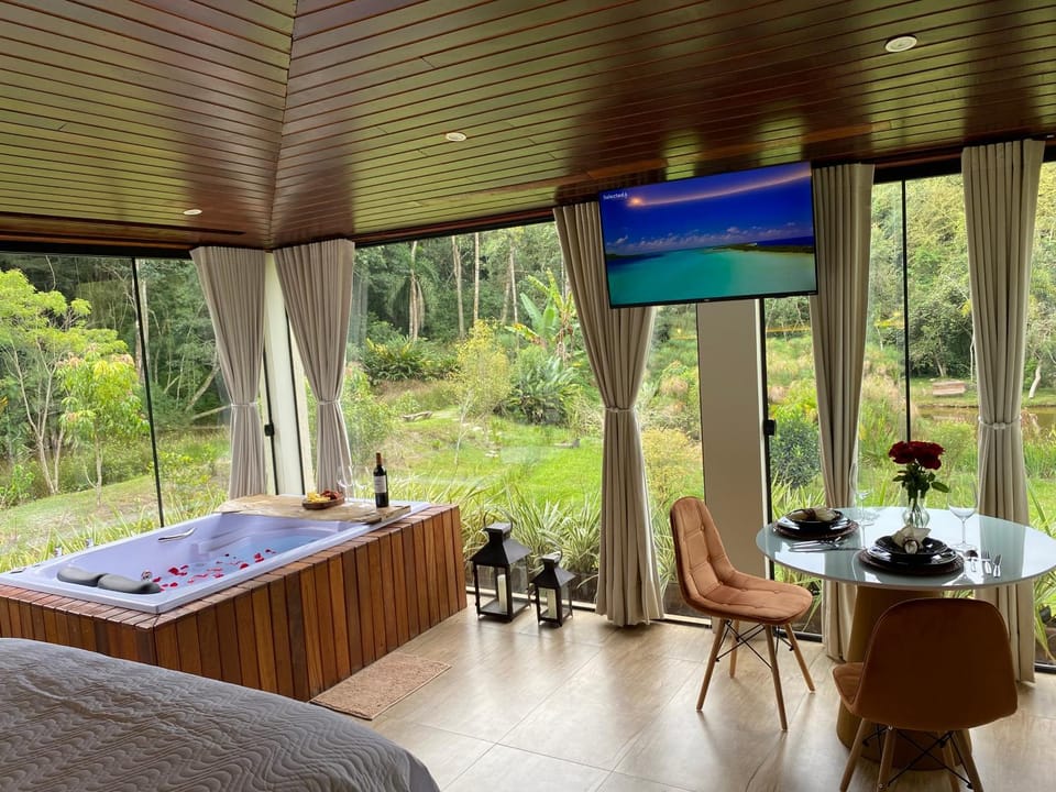 Loft Vidro View Rota do Vinho São Roque Nature lodge in Cotia