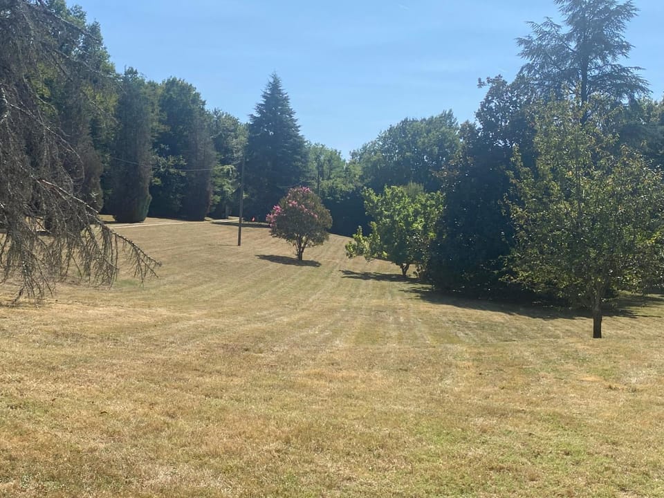 Domaine de La Mouleyre proche Bordeaux, fraîcheur des murs en pierre Villa in Nouvelle-Aquitaine