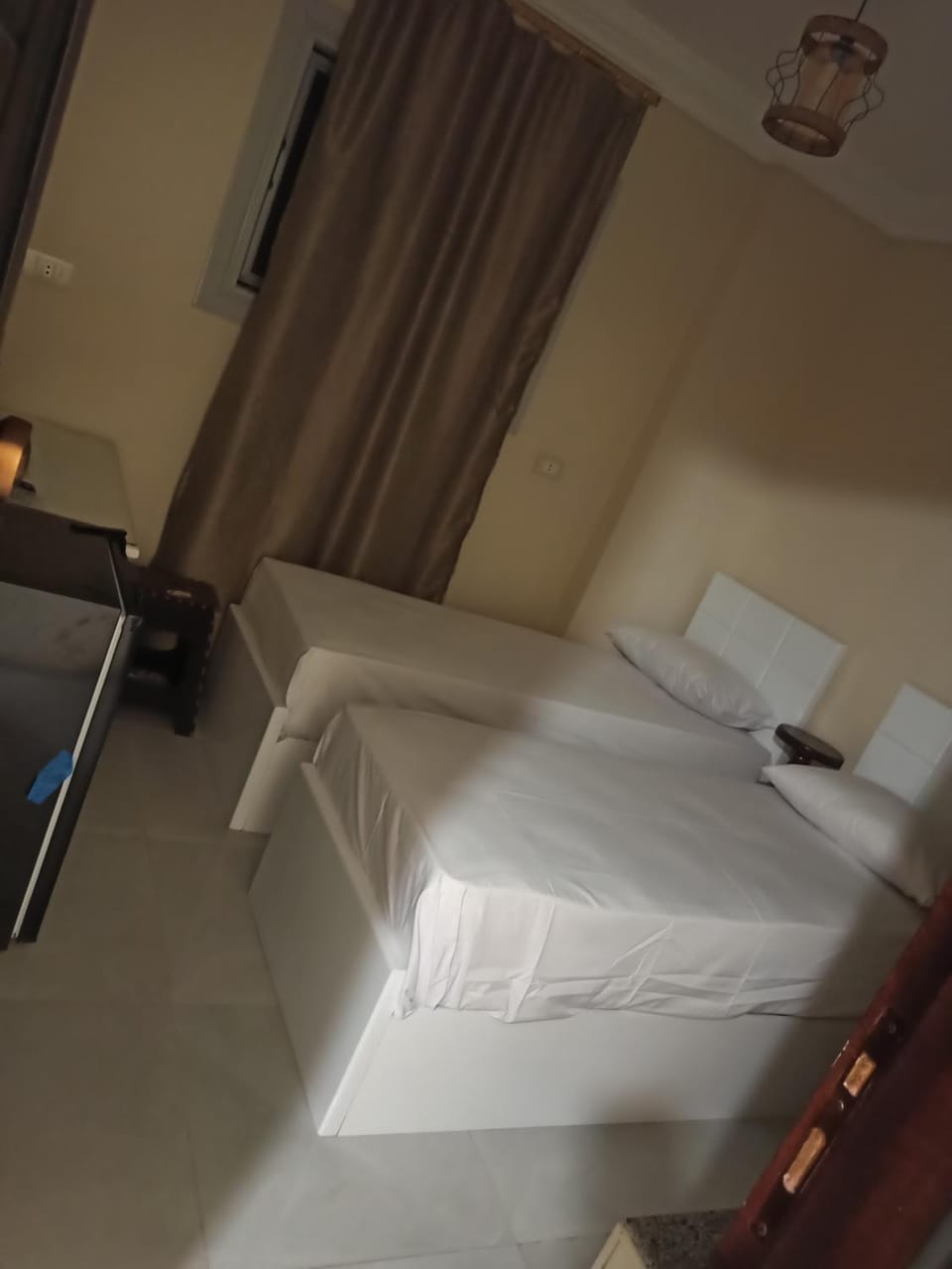 Security of the building asks for marriage certificate and only registered guests allowed - Cozy studio by the sea between Hilton and four seasons, no view, just window on the area of water pumps Apartment in Alexandria