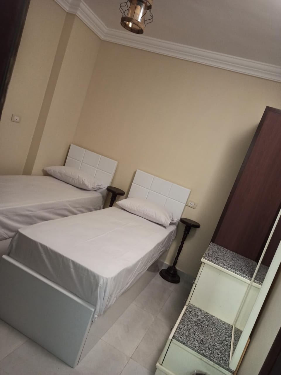 Security of the building asks for marriage certificate and only registered guests allowed - Cozy studio by the sea between Hilton and four seasons, no view, just window on the area of water pumps Apartment in Alexandria