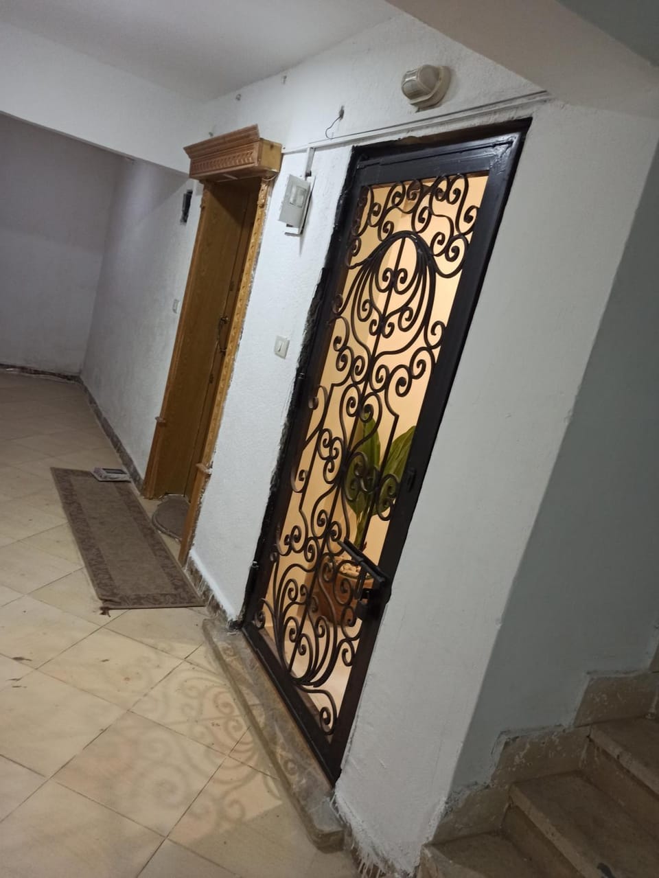 Security of the building asks for marriage certificate and only registered guests allowed - Cozy studio by the sea between Hilton and four seasons, no view, just window on the area of water pumps Apartment in Alexandria