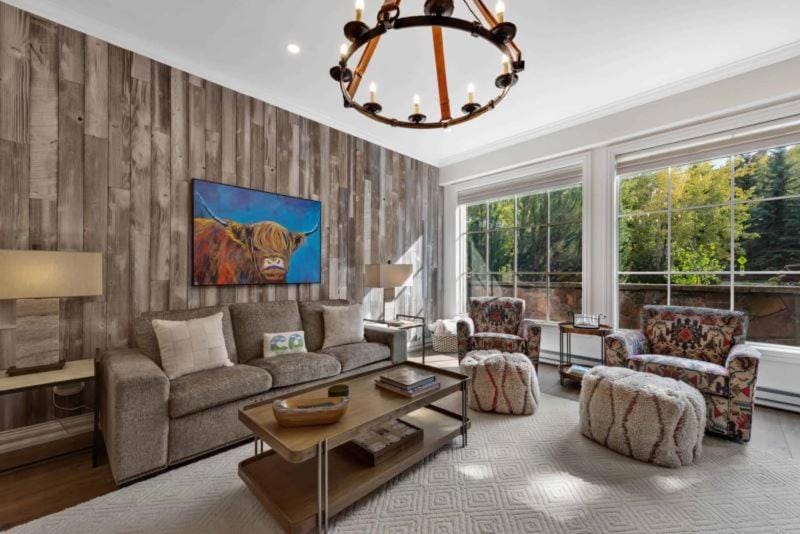 Oxford Court 104 by East West Hospitality Apartment in Beaver Creek