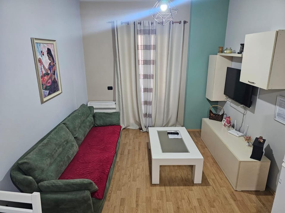 TV and multimedia, Seating area