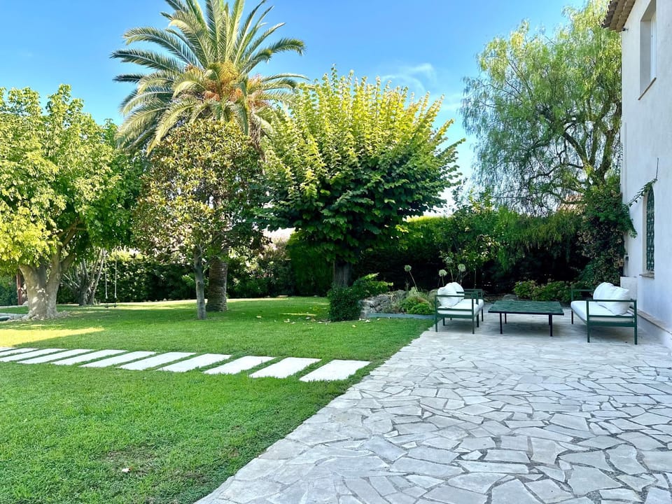 Villa El Sol Antibes Villa in Antibes