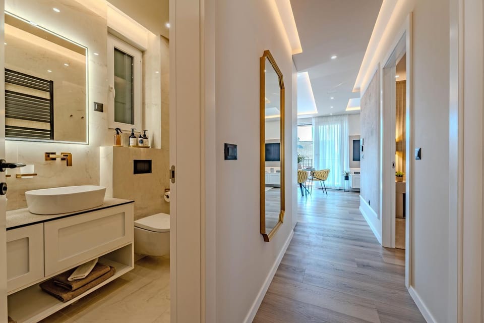 Toilet, Bathroom