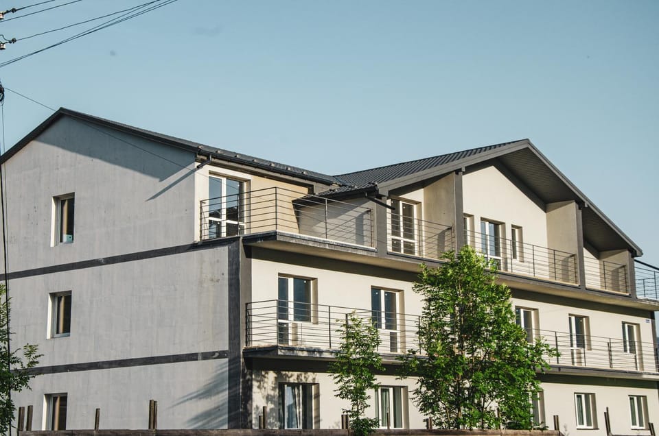 Property building, Facade/entrance