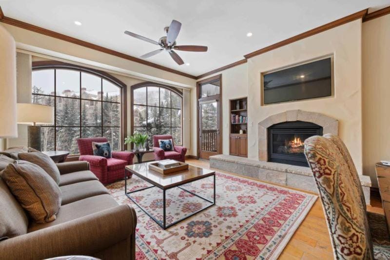 Oxford Court 304 by East West Hospitality Apartment in Beaver Creek