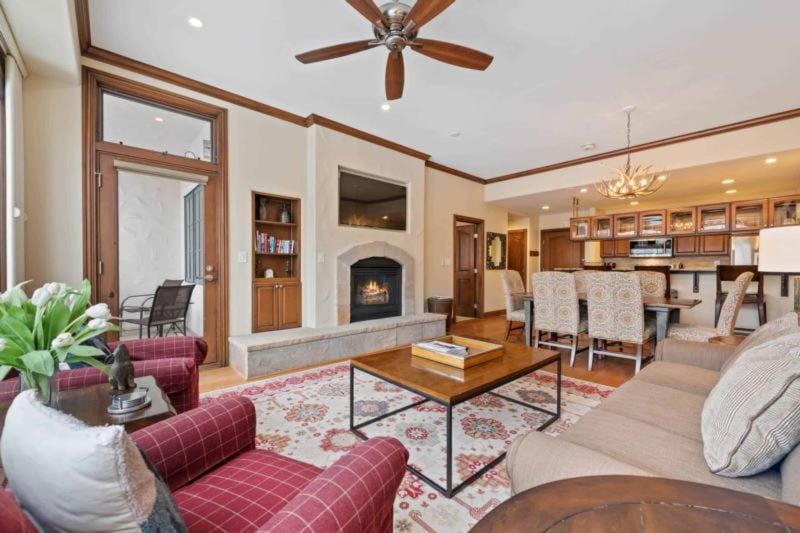 Oxford Court 304 by East West Hospitality Apartment in Beaver Creek