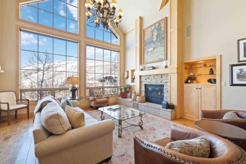 Oxford Court 403 by East West Hospitality Apartment in Beaver Creek