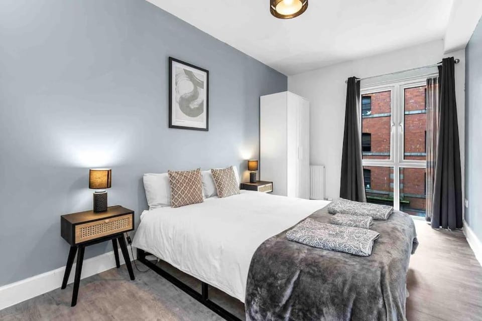 Seagate Heights Large, Stylish, City Centre Flat Apartment in Dundee