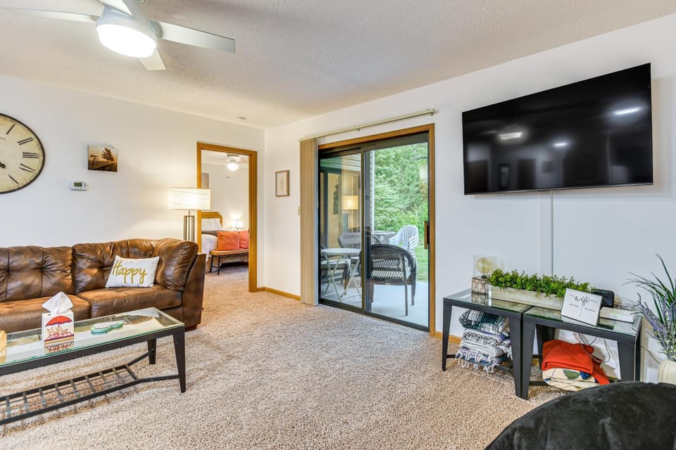 Family Condo By Mark Twain Lake & Jellystone Park House in Missouri