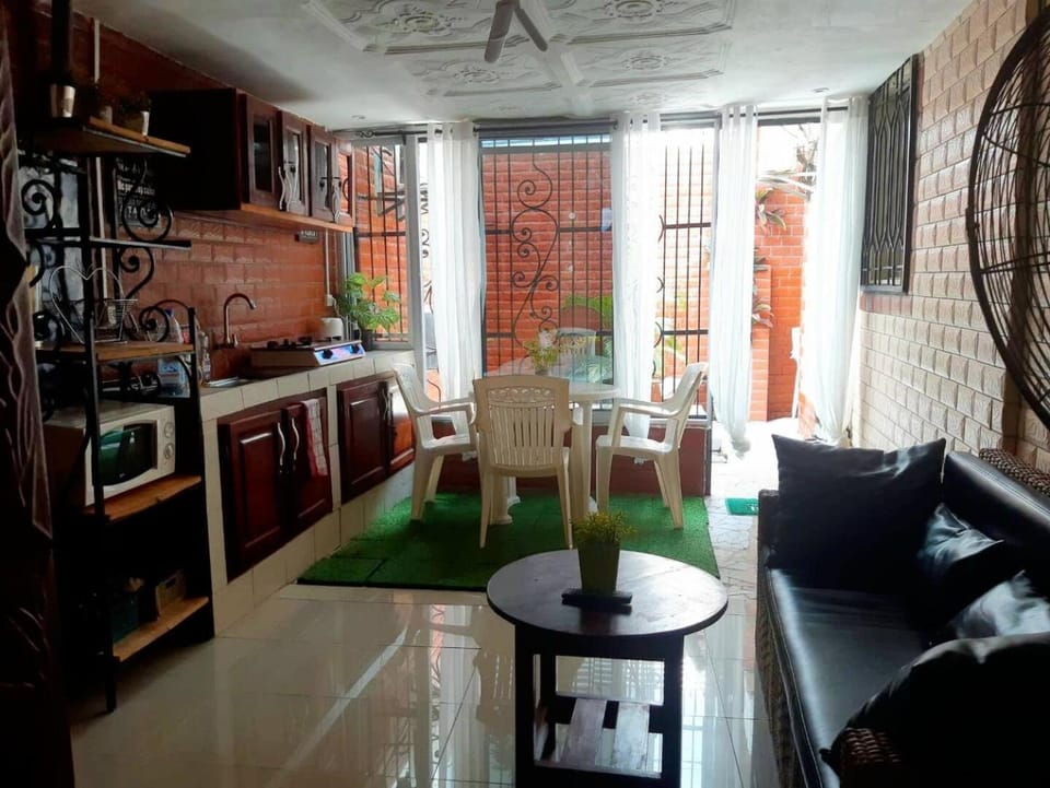 Résidence LIBOUGA PK11 Apartment in Douala