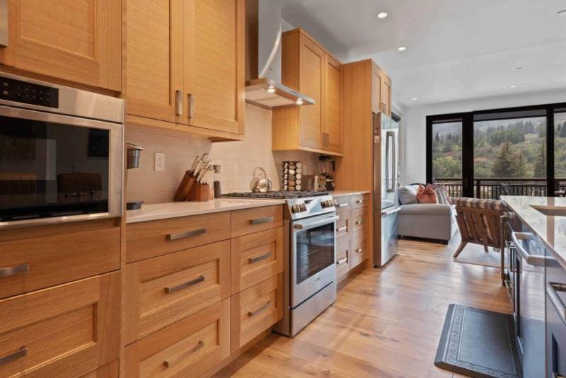 Riverfront Lodge 300 by East West Hospitality Apartment in Avon