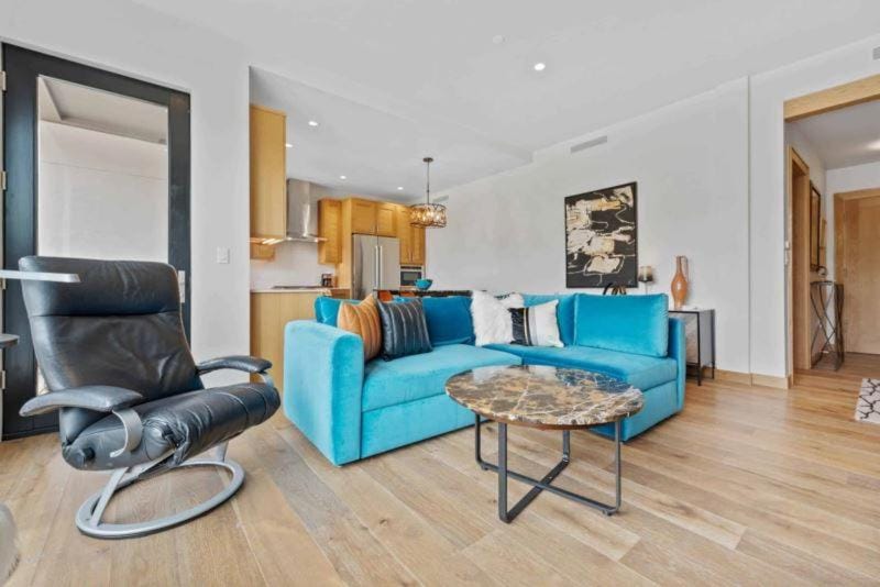 Riverfront Lodge 203 by East West Hospitality Apartment in Avon