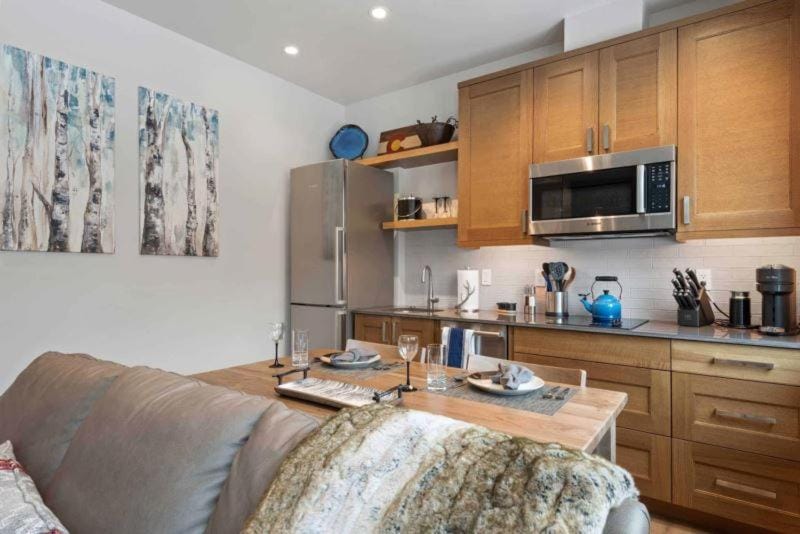 Riverfront Lodge 111 by East West Hospitality Apartment in Avon