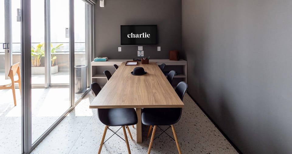 Property building, Day, Meeting/conference room, Area and facilities