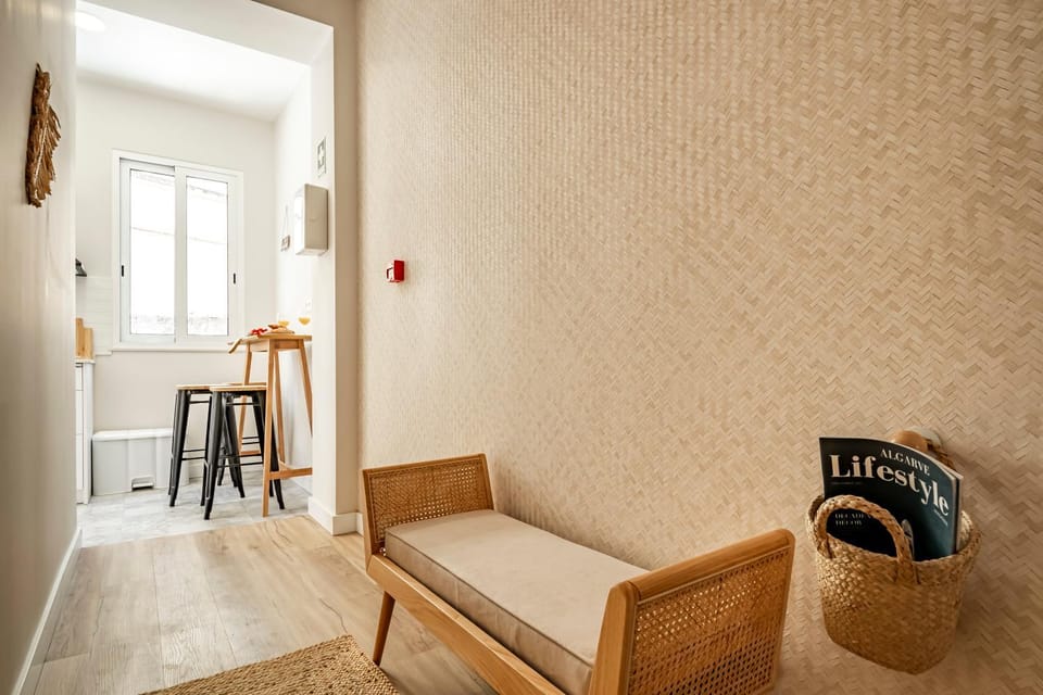 Communal lounge/ TV room, Lobby or reception