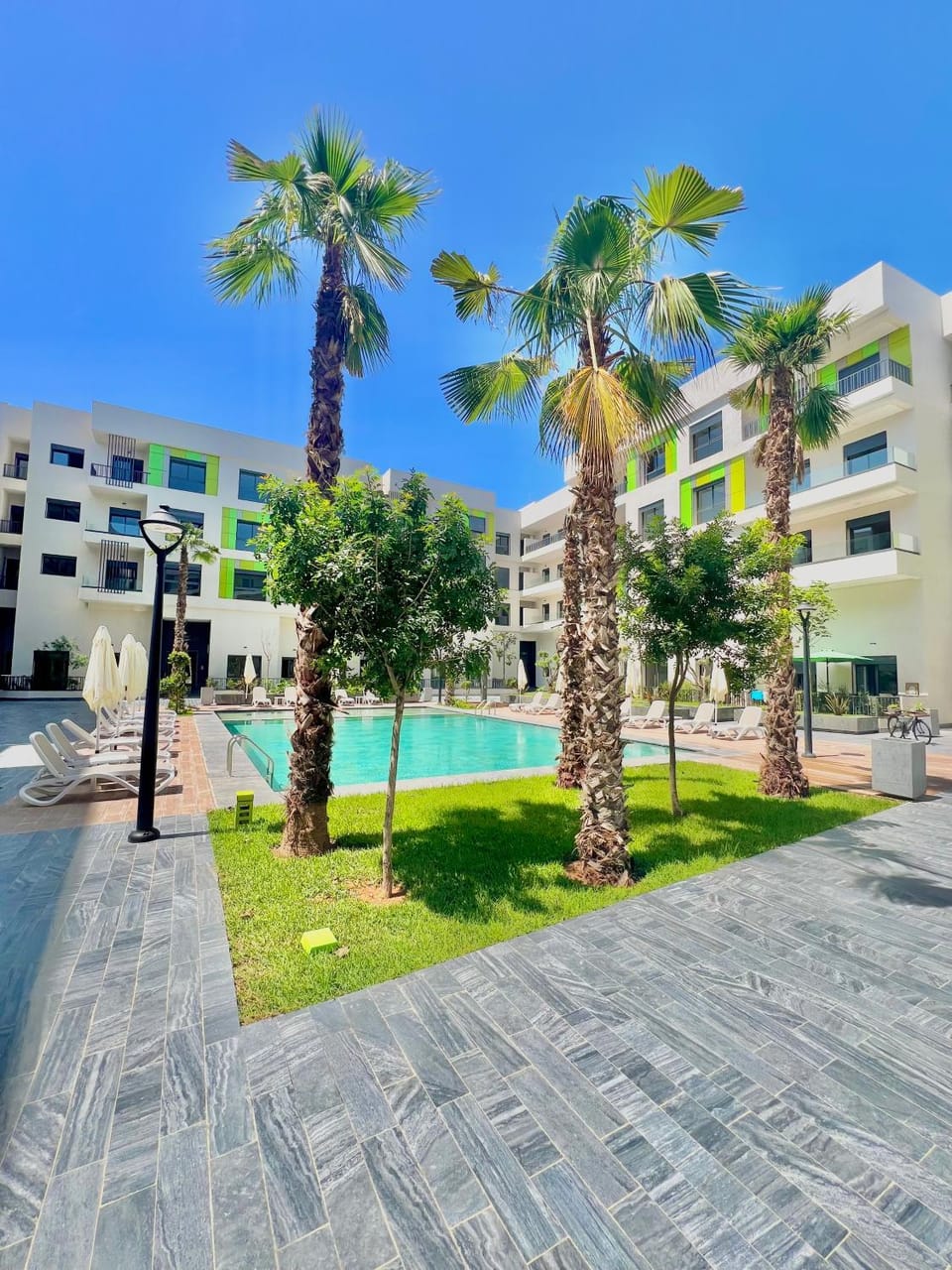 Swimming pool, Swimming pool, sunbed