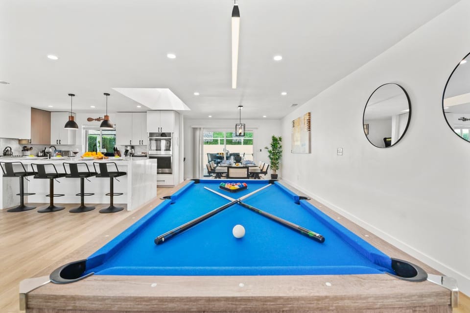 Villa Del Cerro- New Listing Special! House in San Diego
