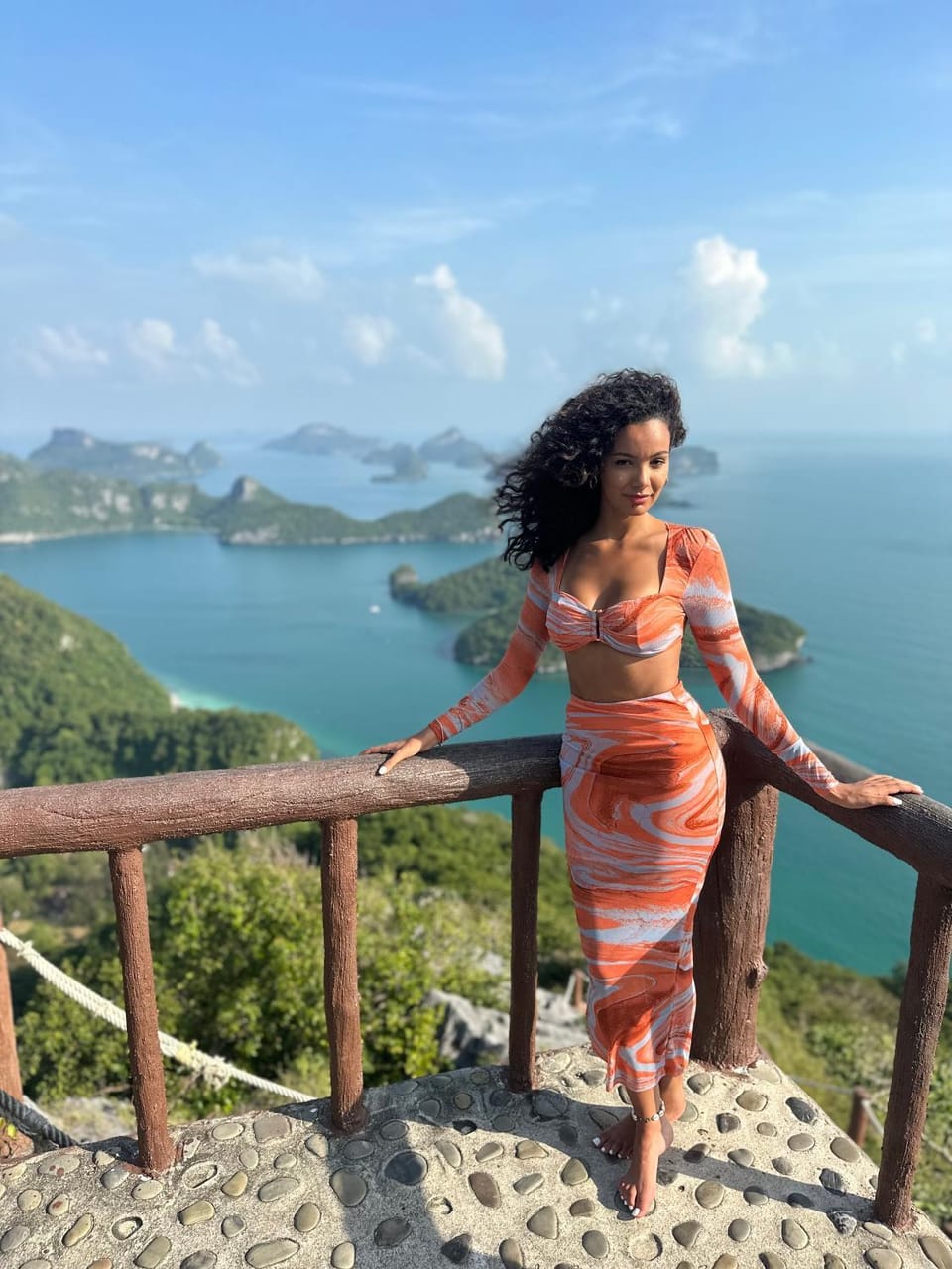 Angthong Beach Resort Hotel in Koh Samui