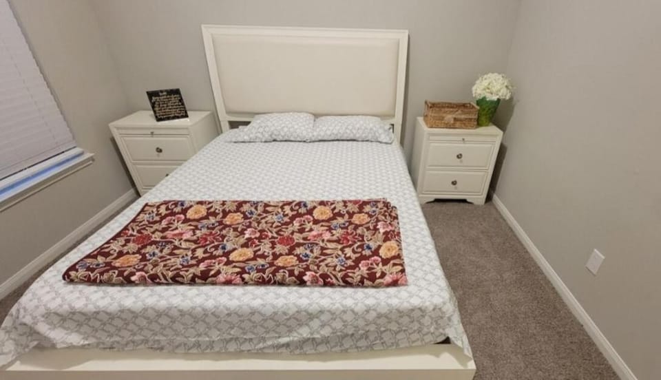 Shower, Toilet, Property building, Staff, Restaurant/places to eat, Bed, People, Activities, Hot Tub, Bathroom, Coffee/tea facilities, Kitchen or kitchenette, Spa and wellness centre/facilities, Food and drinks, Other, Photo of the whole room, Dining area, Bedroom, Guests, Guests, City view, Garden view, River view, Street view, Breakfast, Breakfast, Buffet breakfast, Asian breakfast, English/Irish breakfast, Dinner, Dinner, children, group of guests, group of guests, Public Bath, Family, Parking, bidet, bidet, microwave, room service, soundproof, stove, stove, towels, towels, VIP, wardrobe, kitchen, kitchen, air conditioner