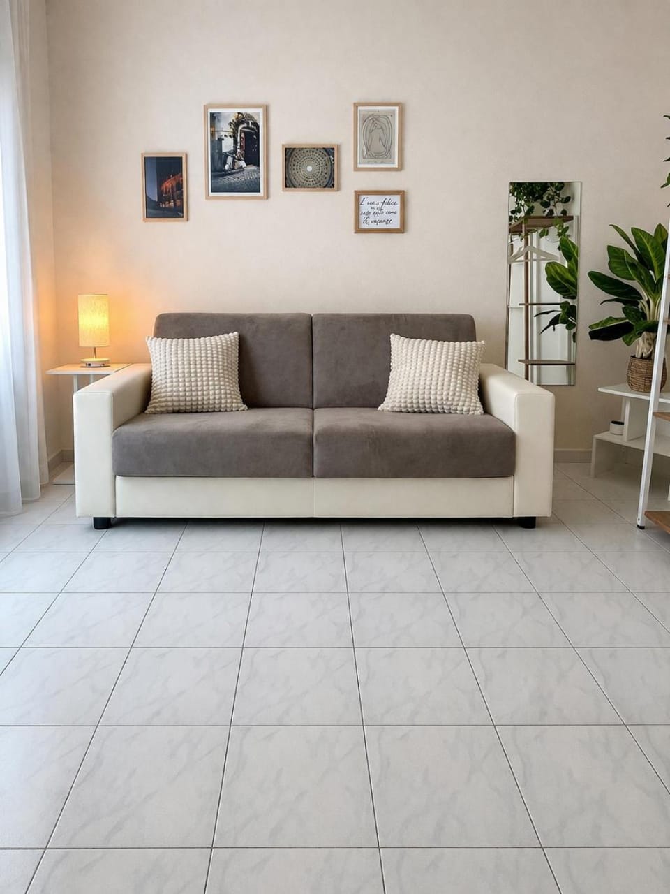 Bed, Floor plan, Bedroom
