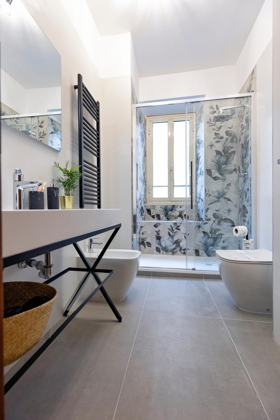 Shower, Bathroom, towels