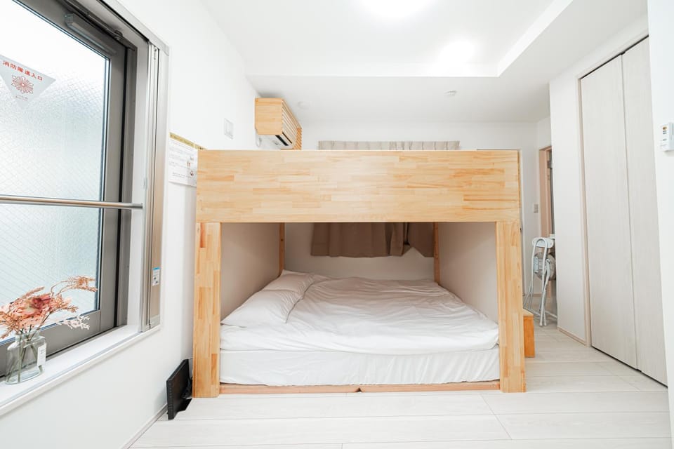 Bed, Photo of the whole room, Bedroom, bunk bed