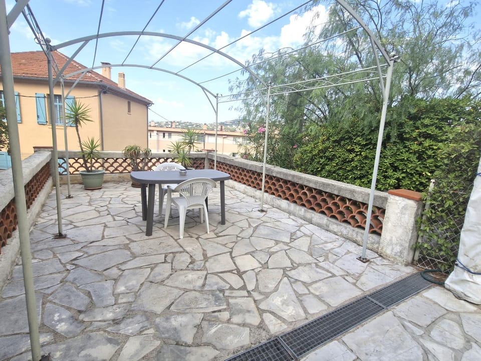 Appartement 2 pièces climatisé avec terrasse et parking, proche centre Sainte-Maxime - FR-1-780-84 Apartment in Sainte-Maxime