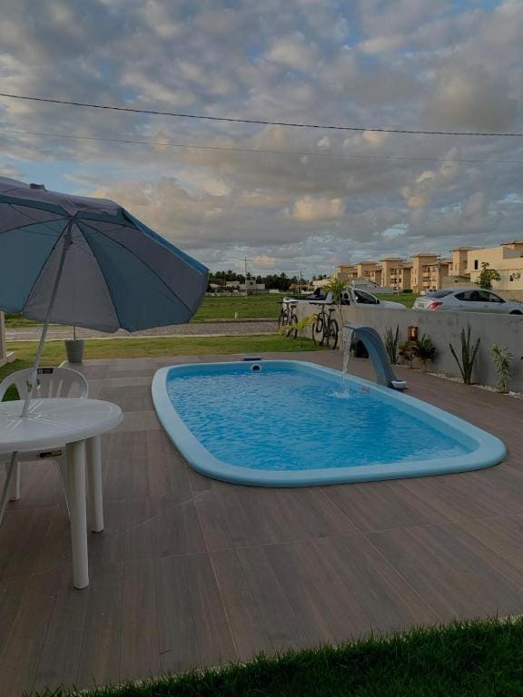 Swimming pool, Swimming pool