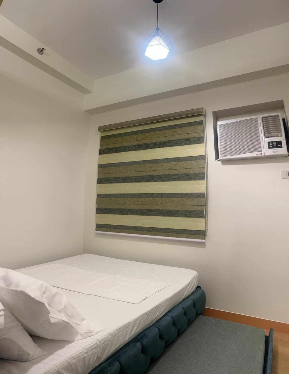 GedLi Staycation Tower 5 unit 610 Trees Residences Novaliches Apartment hotel in Quezon City