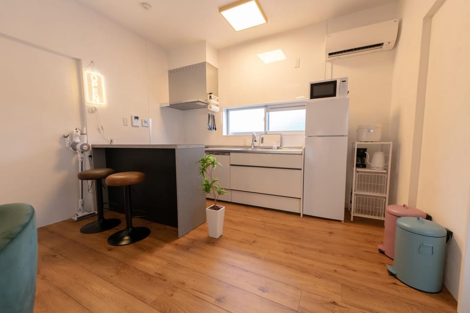 Diving, kitchen