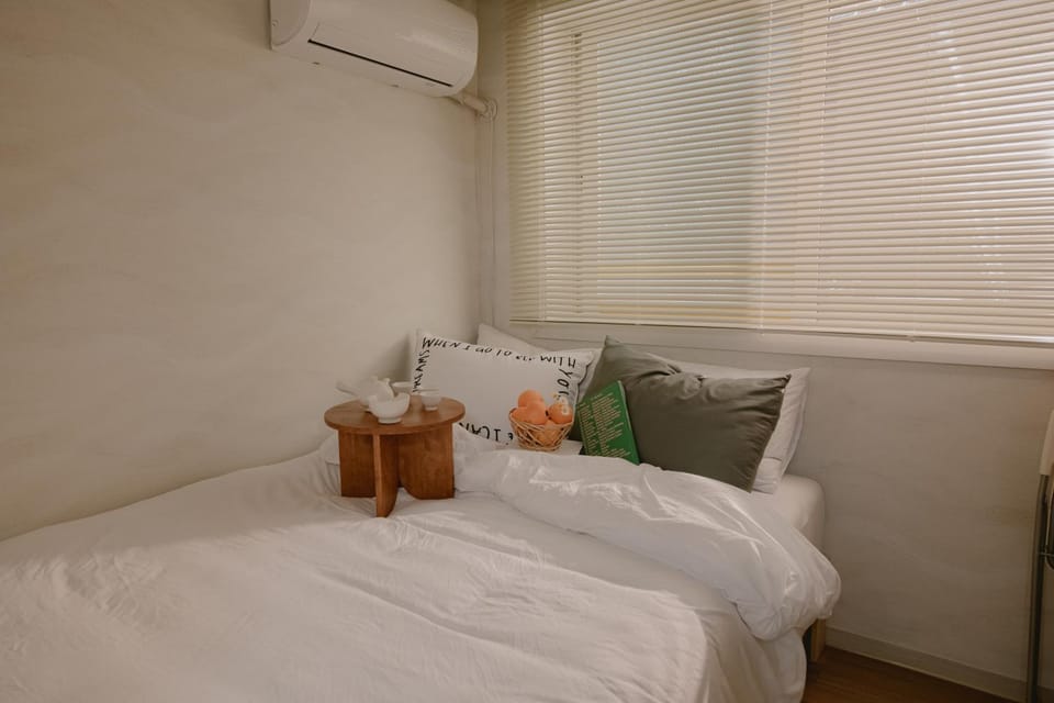 Hongik Univ Station Greenery Terrace House Apartment in Seoul