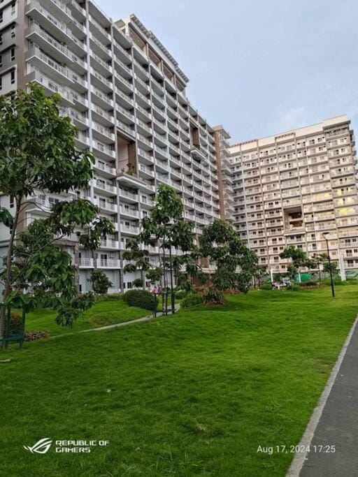 Helaena's Scandi Haven Apartment in Pasig
