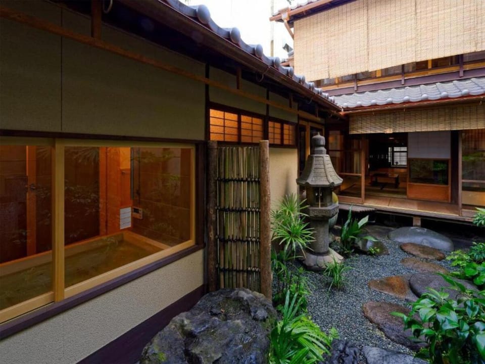 Nijo Garden Villa House in Kyoto