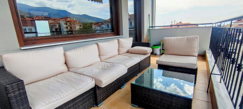 Balcony/Terrace, Living room, Seating area