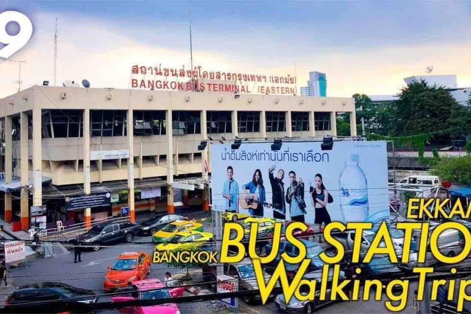 5BR House 8Beds, Ekkamai BTS 12mins walk, 711, shopping mall Villa in Bangkok