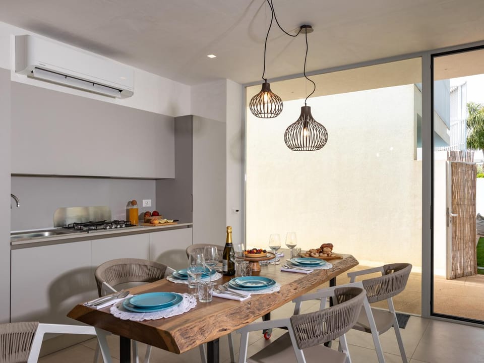 VILLA IL MELOGRANO 4&2, Emma Villas Villa in Sicily