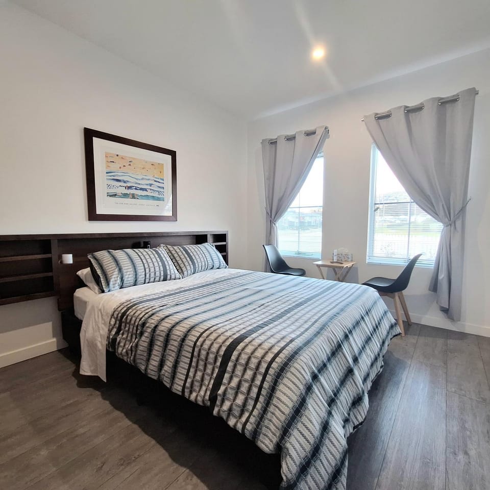 Dining area, Bedroom